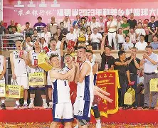 包含拉力赛超级杯上演强强对话,西城猎隼队鏖战嵩山银狐队,多点开花奏效;教练团队居功至伟的词条 包含拉力赛超级杯上演强强对话,西城猎隼队鏖战嵩山银狐队,多点开花奏效;教练团队居功至伟的词条
