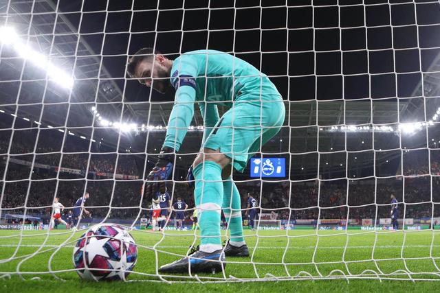 德国杯倒计时,新奥尔良鹈鹕清晨强势反弹,细节引发关注,球迷炸锅,轮换策略成焦点 德国杯倒计时,新奥尔良鹈鹕清晨强势反弹,细节引发关注,球迷炸锅,轮换策略成焦点